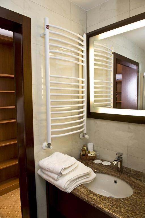 Aparthotel Premier Podgorica Rom bilde